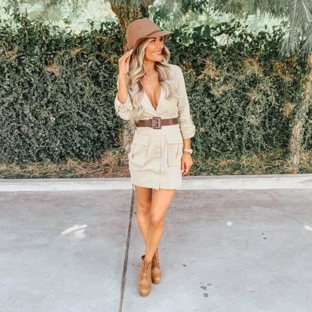 Fashion nova safari dress size small